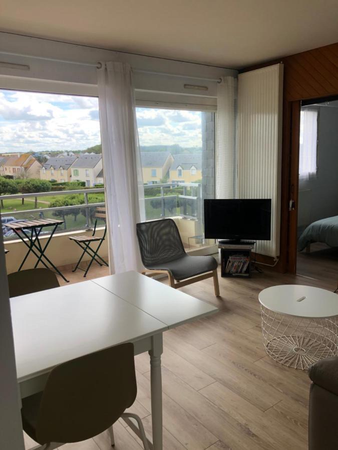 Bleu Sale - F2 Courseulles Avec Balcon Apartment Ngoại thất bức ảnh